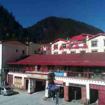 米亞羅藏閣酒店 Hotel Exterior