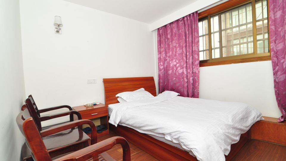 Ningbo Fenghua Yinhe Hotel