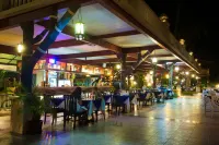 Phi Phi Island Cabana Hotel - breakfast