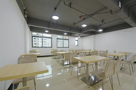 Longting Holiday Hostel Отели в г. Фенкай