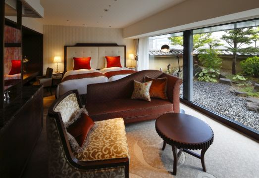 교토 센추리 호텔 로비