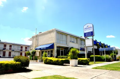 Alexander Motor Inn & Apartments Hotels in Essendon