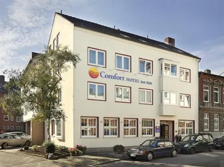 Comfort Hotel Tom Kyle Отели рядом с достопримечательностью «Кильский университет»