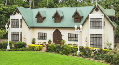 Mt Tamborine Stonehaven Manor Hotels in Clagiraba