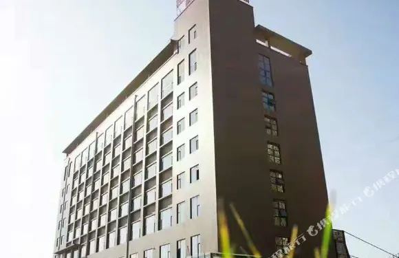 洛寧在水一方精品酒店