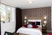Trivelles Mayfair,Stockport Hotels in Stockport
