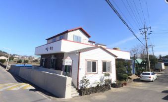 Skygarden Guesthouse Jeju