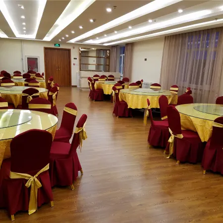 Grassland Impression Business Hotel