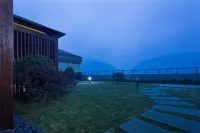 天全和瑞逸雅精品飯店 紅軍村附近的飯店