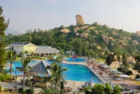 Naqin Peninsula Geological Ocean Park Hotel - Beach