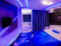 中山星汇国际公寓 - 梦幻星空水床主题房