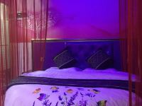 西安盛龙主题酒店 - 浪漫圆床房