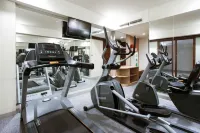 เซ้นส์ซันเซ็ทโฮเทล เซมิยาก