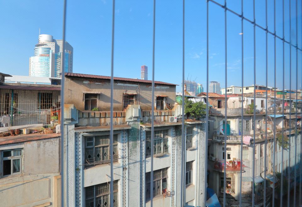 1. 자자레 호텔 (..