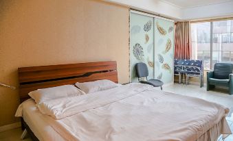 Xinshijie Apartment Hostel