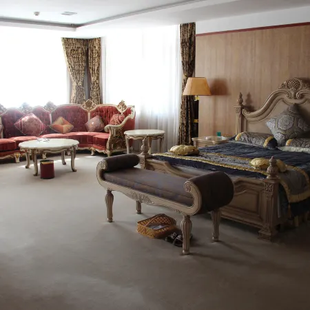 Naiman Hotel
