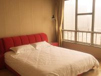 青岛乐享家庭公寓 - 温馨一卧室