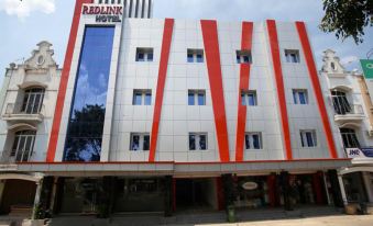 Redlink Hotel