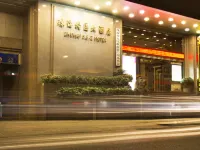 Zhuhai Special Zone Hotel (Guangzhou Beijing Road Pedestrian Street West gate Subway station store) Hotels near Liurong Temple