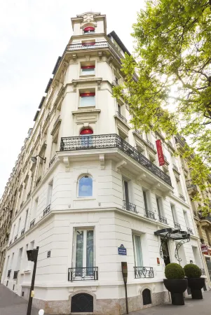 Best Western Plus la Demeure Отели рядом с достопримечательностью «St-Medard»