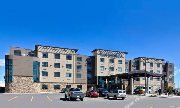 Best Western Premier Freeport Inn Calgary Airport