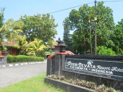 Poeri Devata Resort Hotel