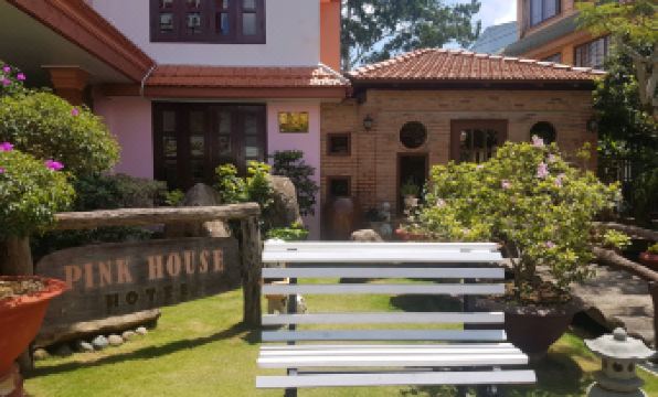 Villa Pink House