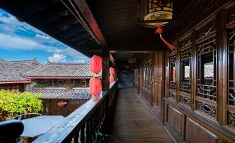 Lijiang Huating Front Inn