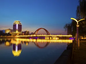 Jinghu International Hotel