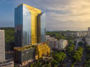 Royale Tower Hotel