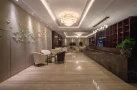 Royale Tower Hotel