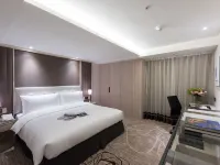 K Hotels Taipei ChangAn Отели рядом с достопримечательностью «Торговый центр Syntrend»