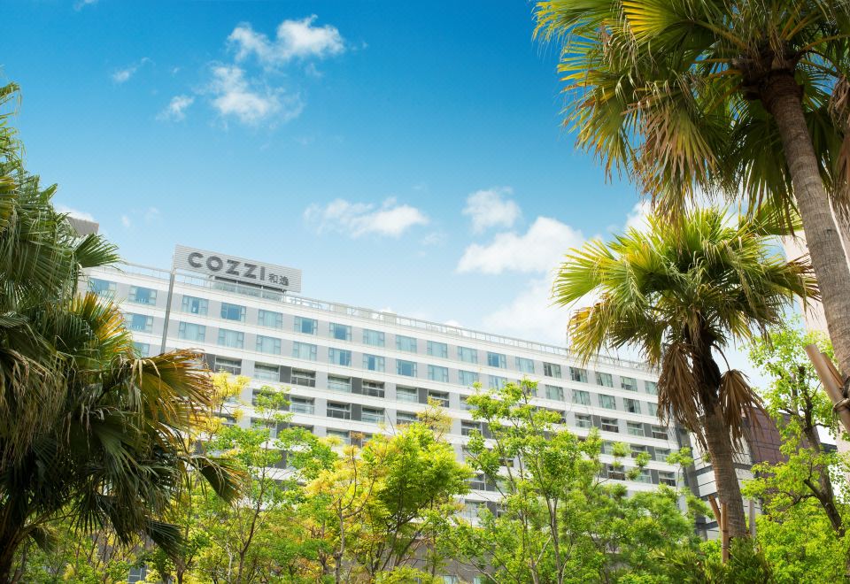 3. 호텔 코지 시먼..