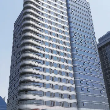 Pearl Rotana Capital Centre Отели рядом с достопримечательностью «Торговый центр Mushrif»