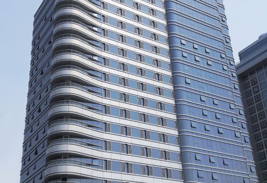 펄 로타나 캐피탈 센터의 야외 수영장