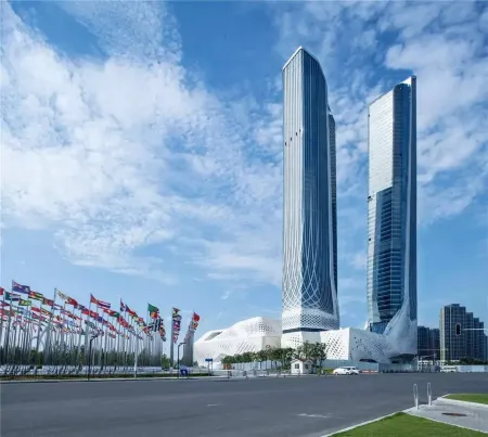 International Youth Convention Hotel (Nanjing International Youth Cultural Centre) Отели рядом с достопримечательностью «Yuantoushi Wet Land Scenic Area»