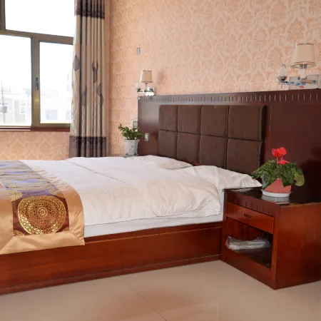 Yongdeng Qinchuan Hotel