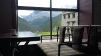 Zhaxi Zhuomu Hotel - bar