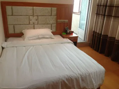 Jinping Longli Ancient City Hotel Hotel dekat Leisure Resort