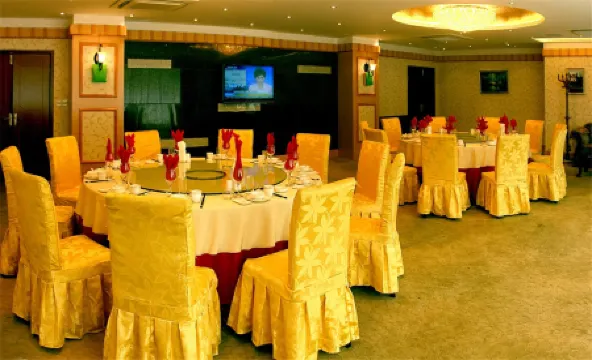 Wansheng Tiyu Hotel Отели рядом с достопримечательностью «Nantong Mining Industry Company Workers Culture & Sport Center»