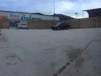 CHANG YOU HOTEL - parking