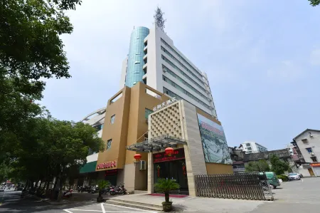 Yunhe Hotel Отели рядом с достопримечательностью «Changting Beach»