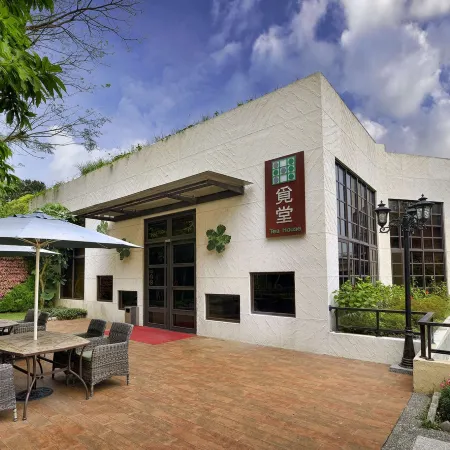 SPRING HILL HOTEL