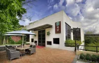 Spring Hill Resort - Hot Springs