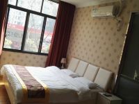 自贡红和商务宾馆 - 大床房