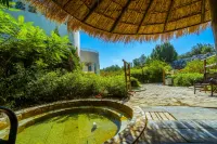Bazhou Lanyue Manor Hot Spring Hotel - Hot Springs