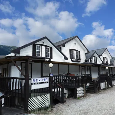 Yangsan Cheongnim Oak Valley Pension Hotels near Paraeso Falls