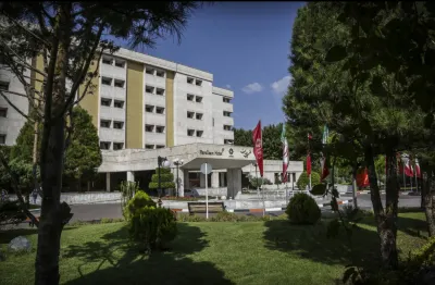 Pardisan Hotel Hotels near Tomb of Nader Shah