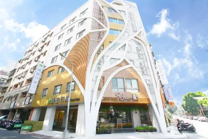 Green Hotel