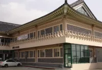Silla Youth Hostel Gyeongju Hôtels à proximité de : Temple de Golgulsa